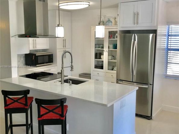 466 Normandy J 466, Delray Beach FL 33484