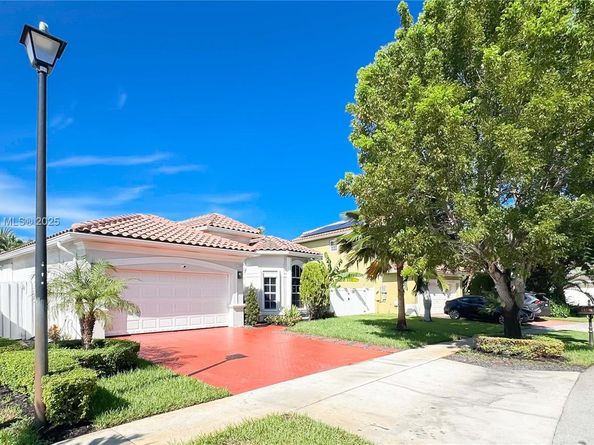 13348 SW 52nd St, Miramar FL 33027