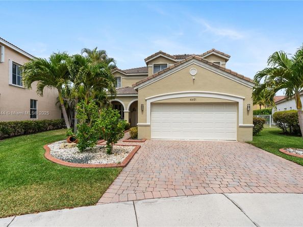4491 Foxtail Ln, Weston FL 33331
