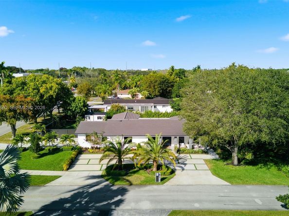 8625 SW 147th St, Palmetto Bay FL 33158