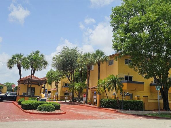 14921 SW 82nd Ln 19508, Miami FL 33193