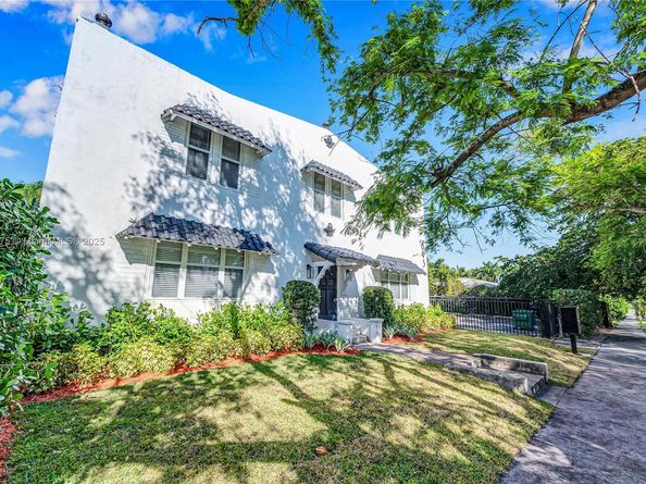 893 NE 81st St, Miami FL 33138