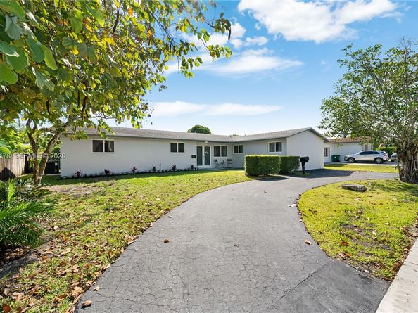 20010 Franjo Rd, Cutler Bay FL 33189