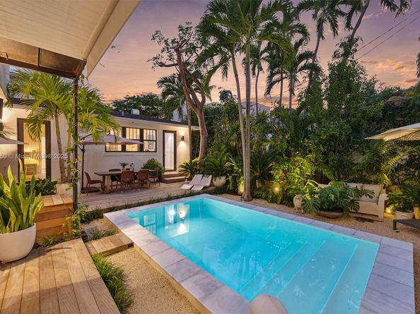 135 NE 45th St, Miami FL 33137