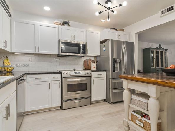 1603 NE 105th St 39, Miami Shores FL 33138