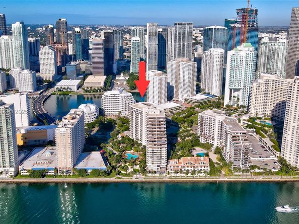 520 Brickell Key Dr A604, Miami FL 33131