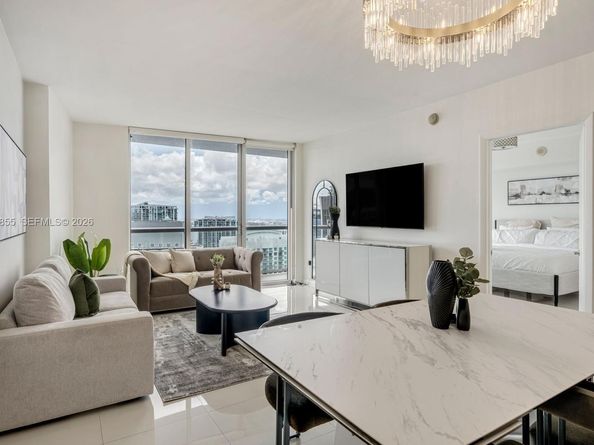 485 Brickell Ave 4706, Miami FL 33131