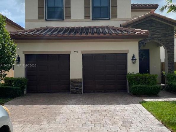 595 SE 33rd Ter, Homestead FL 33033