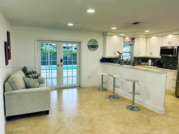 5920 SW 116th Ave, Miami FL 33173