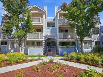 608 Arcadia Terrace