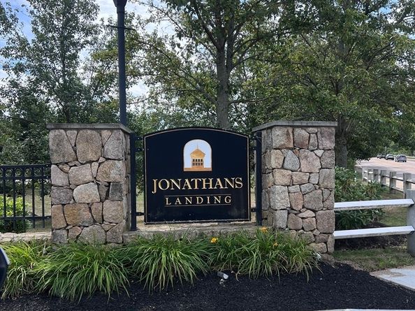 418 John Mahar Hwy 408, Braintree MA 02184