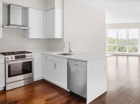 3531 Washington St. U507C, Boston MA 02130