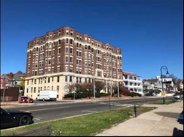 285 Lynn Shore Dr 203, Lynn MA 01902