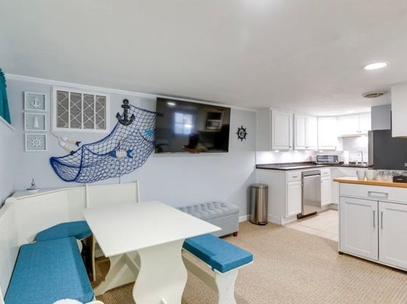 8 Franklin St 19, Marblehead MA 01945