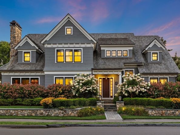 32 Forest Street, Lexington MA 02421