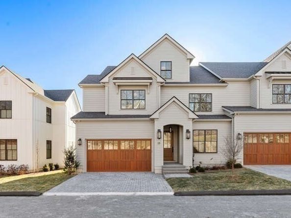 18 Common Court 18, Lexington MA 02421