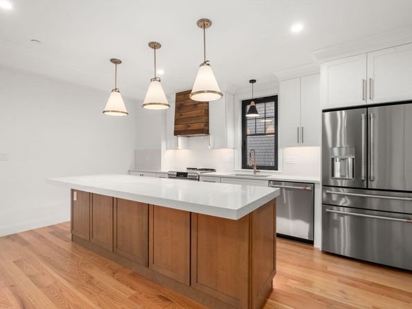 9 Sydney 202, Boston MA 02125