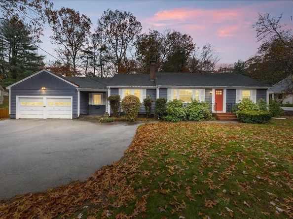 100 Whiting St, Hingham MA 02043