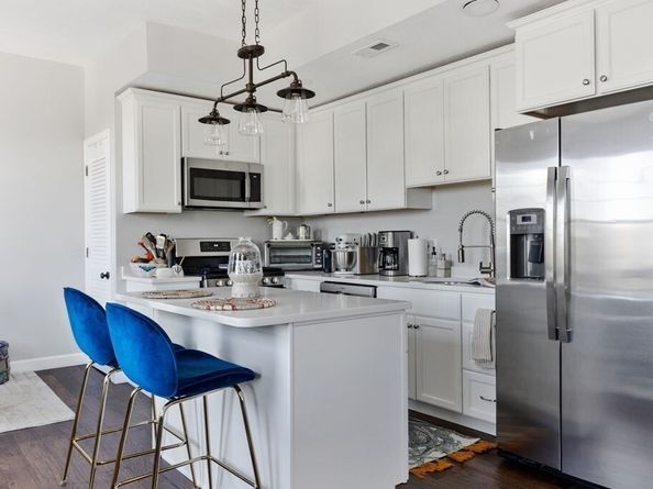 170 Ashmont St 15, Boston MA 02124