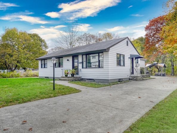 38 Appleton St, Saugus MA 01906