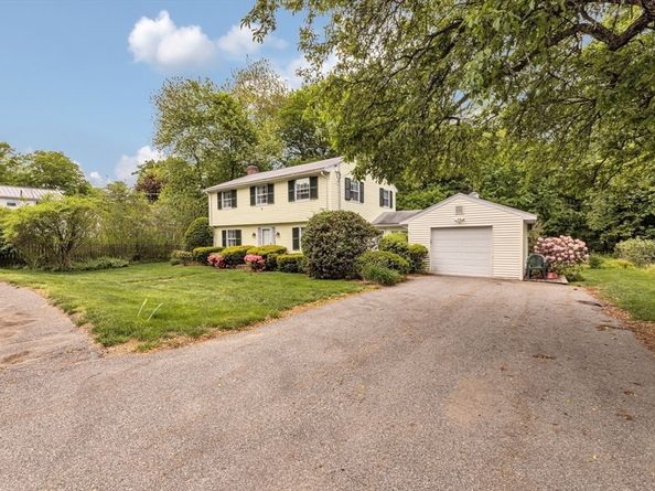 4 Old Wood Road, Framingham MA 01701