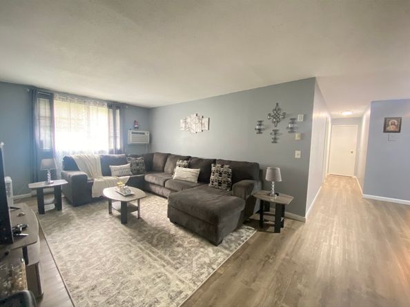 15 Weld Street 24, Framingham MA 01702