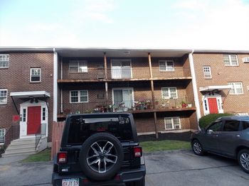 273 Boston Post Rd E