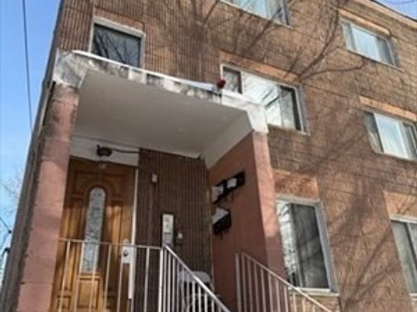 85 Munroe St, Boston MA 02119