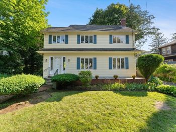 17 Preston Beach Rd