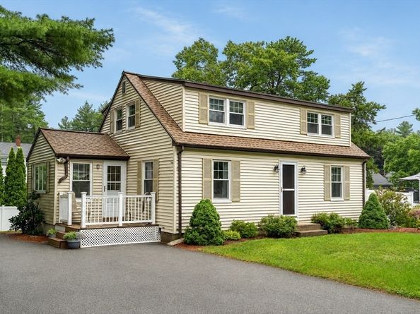 4 Oliver Street, Tewksbury MA 01876