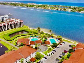 106 Half Moon Circle