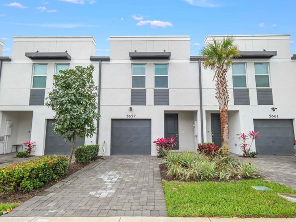 5657 Mentmore Drive, West Palm Beach FL 33407