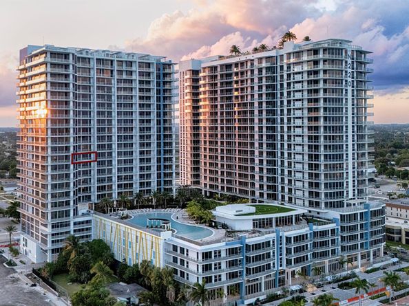 220 Lake Shore Drive 1210, Lake Park FL 33403