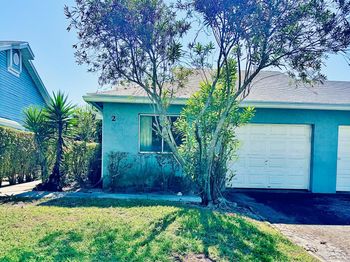 3795 Island Club Circle E