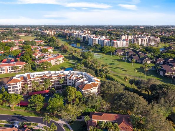 7546 La Paz Blvd 405, Boca Raton FL 33433