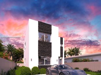270 NW 30th Avenue