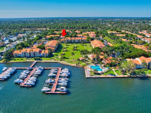 127 Yacht Club Way 111, Hypoluxo FL 33462
