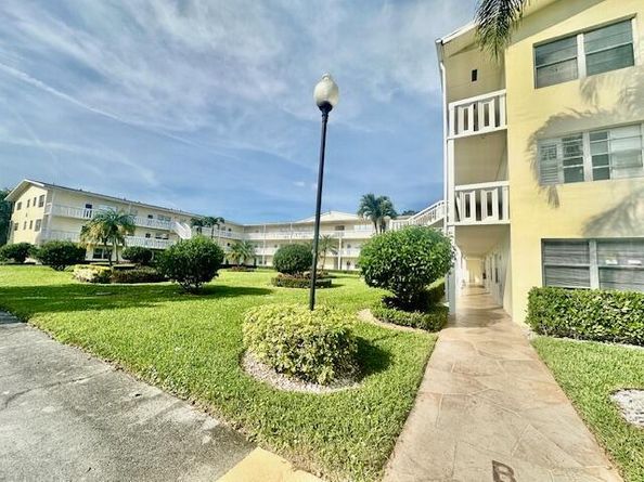 69 Dorset B, Boca Raton FL 33434