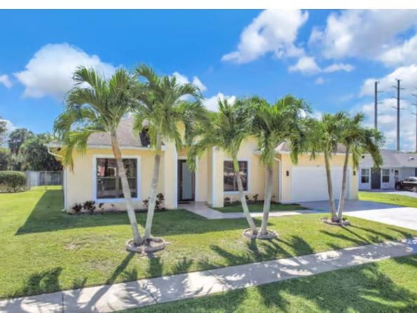 123 Bilbao St, Royal Palm Beach FL 33411