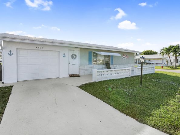 1604 Alfred Drive, Boynton Beach FL 33426
