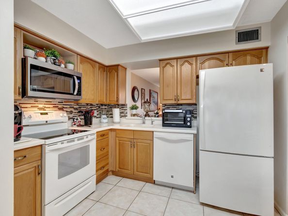 14747 Cumberland Drive 208 C, Delray Beach FL 33446