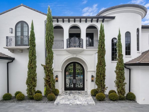 111 Via Palacio, Palm Beach Gardens FL 33418