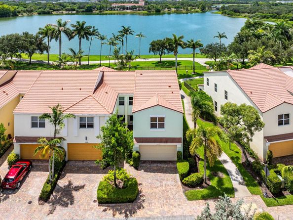 1570 NW 48th Place, Boca Raton FL 33431