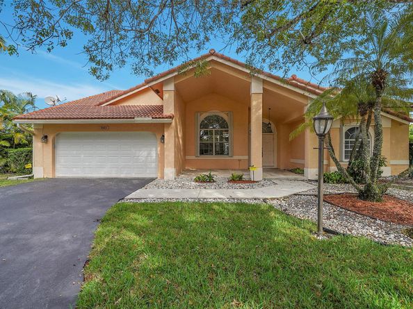 5743 NW 100th Way, Coral Springs FL 33076