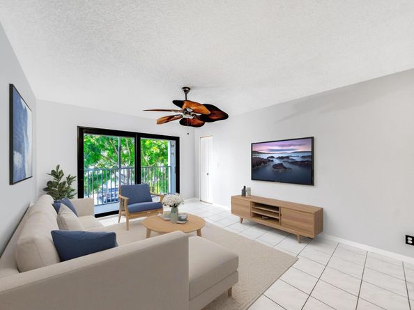 150 Cypress Club Dr 528, Pompano Beach FL 33060