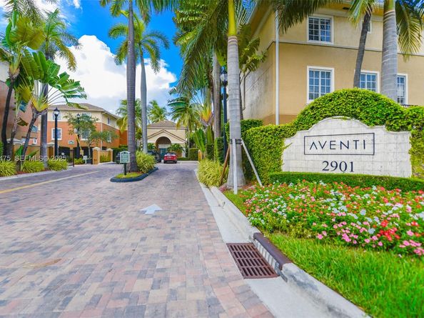 2821 NE 185th Street 408, Aventura FL 33180