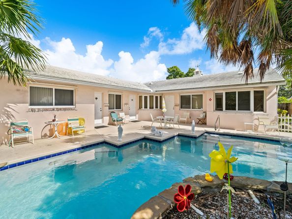 1681 NE 56th St, Fort Lauderdale FL 33334