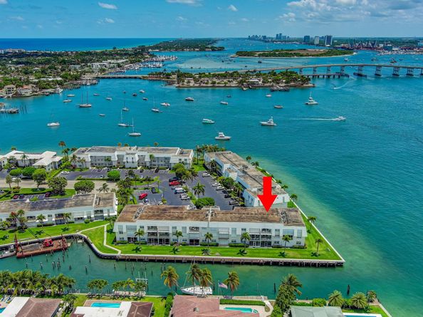 1030 Sugar Sands Boulevard 367, Singer Island FL 33404