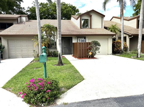 22302 Thousand Pines Lane, Boca Raton FL 33428
