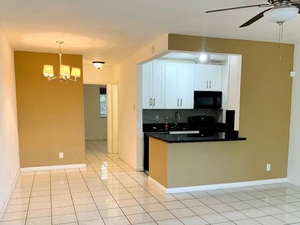 2915 Plunkett Street 11d, Hollywood FL 33020